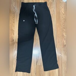 FIGS Women’s Black Kade Scrub Pants, Small
